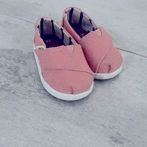 Pink Tom’s